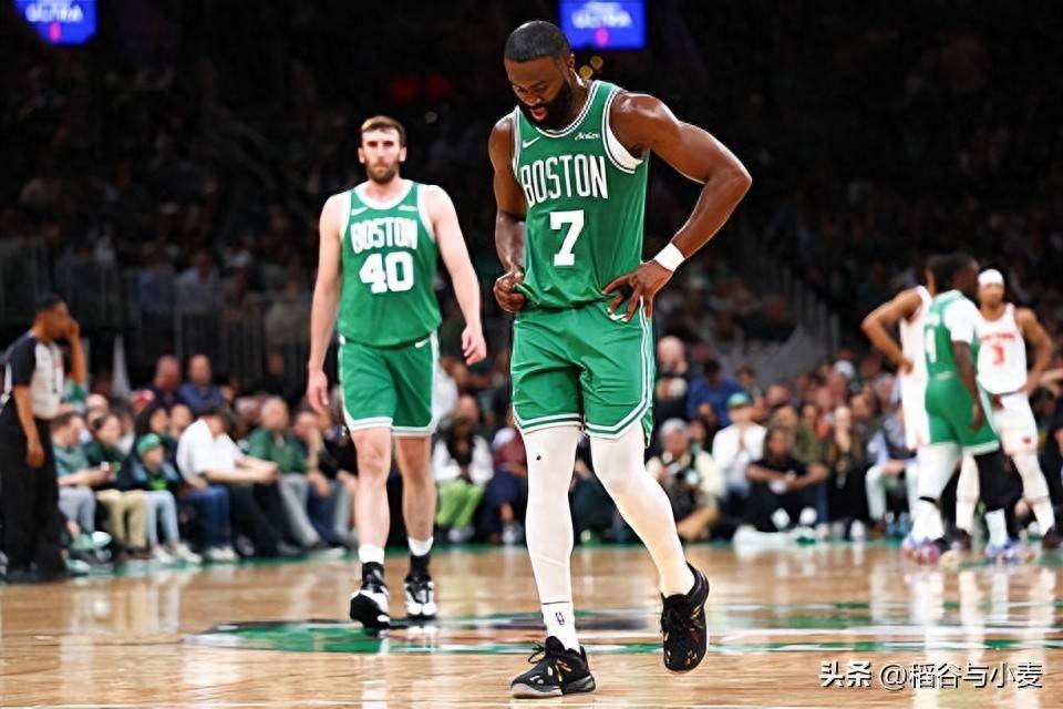 三亿在线入口 -荷甲赛程吃紧，波士顿凯尔特人今晨回应争议，压力陡增，训练强度明显提升(波士顿凯尔特人队)