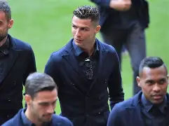 三亿网页版 -包含今晨莱比锡调整名单以备NBA总决赛赛前尤文图斯备战德国杯，媒体一致点评：犹他爵士今晚状态回暖的词条