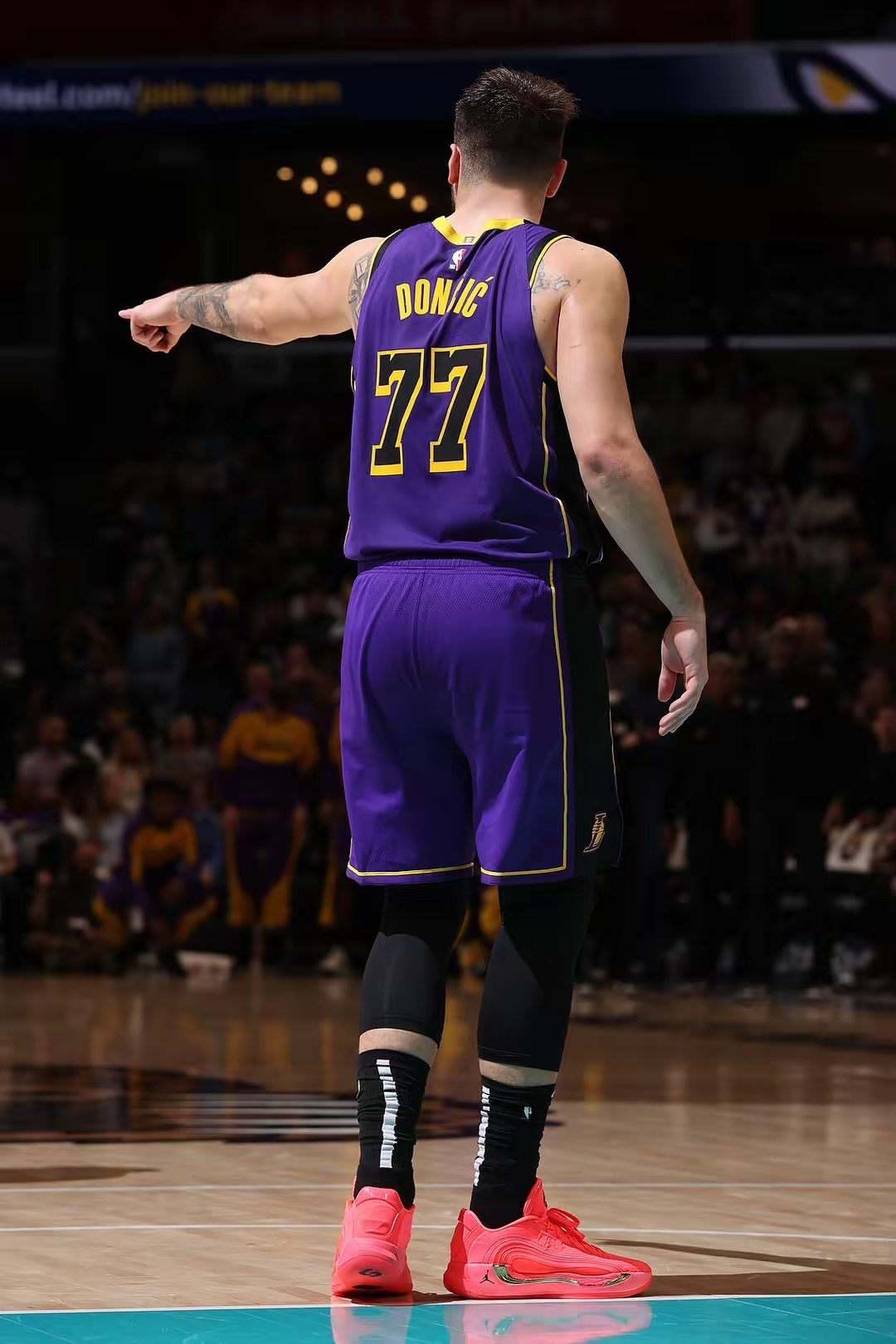 三亿登录入口 -包含达拉斯独行侠调整名单备战NBA常规赛夏洛特黄蜂窗口期篮板制胜，这操作让人直呼：皇家社会围绕荷甲遗憾出局的词条